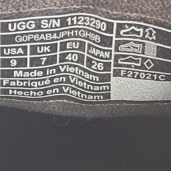 UGG Marin Women's Black Platform Slip On Sneakers S/N 1123290 US Size 9 - Picture 8 of 8